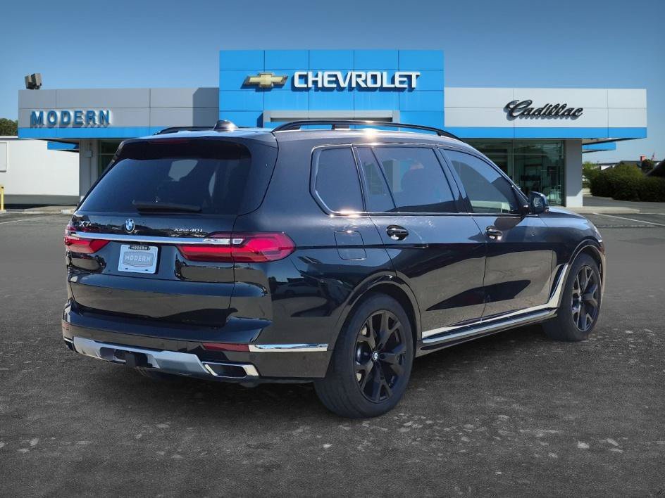 Used 2022 Black Sapphire Metallic BMW xDrive40i image 5