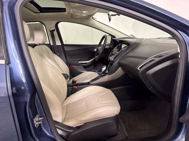 Certified Used 2018 Blue Metallic Ford Titanium image 4