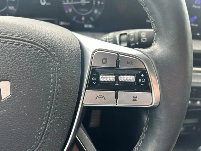 Used 2024 Silver Kia SX image 14