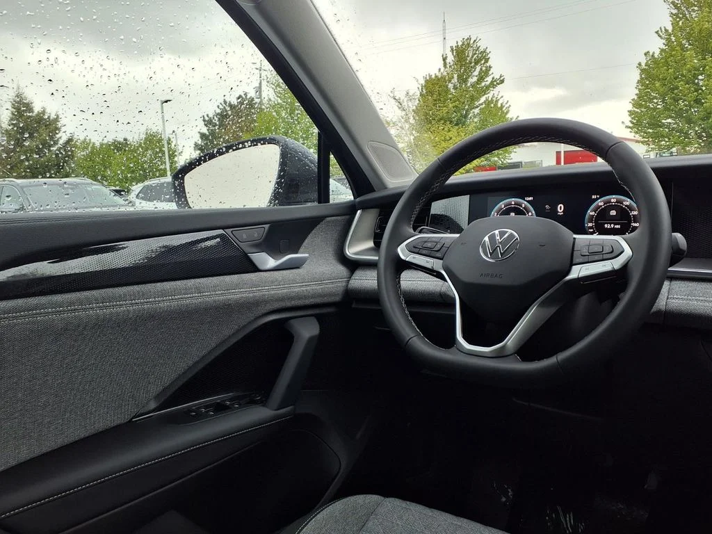 New 2026 Platinum Gray Metallic Volkswagen 2.0T S image 21