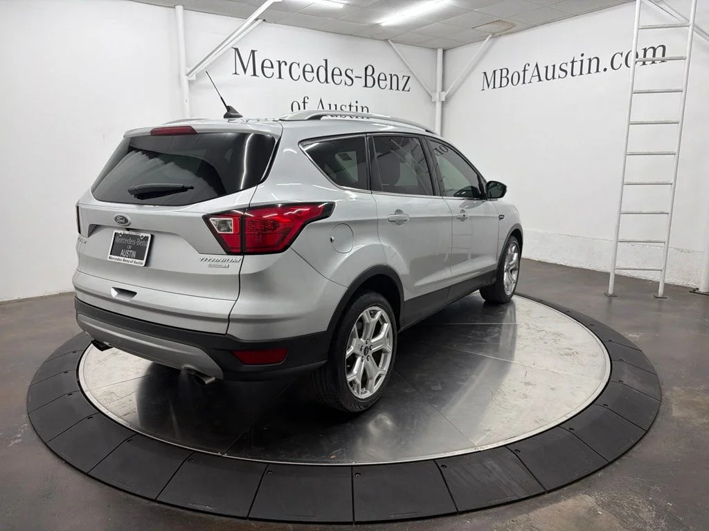 Used 2019 Silver Ford Titanium image 7