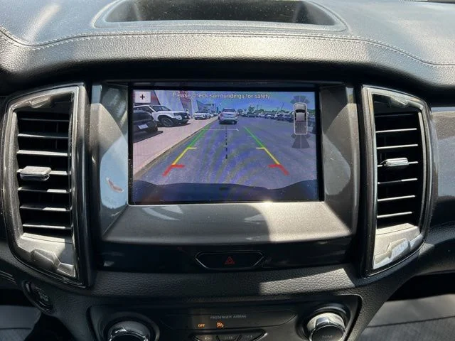 Used 2019 Magnetic Ford Lariat image 47