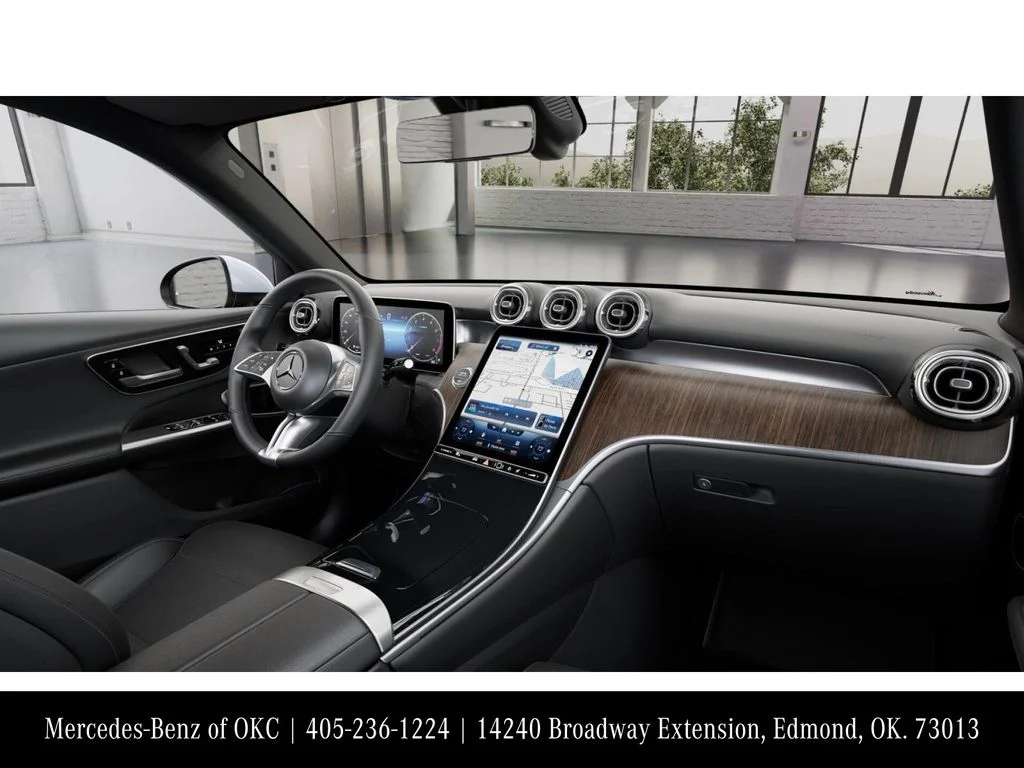 Used 2026 Polar White Mercedes-Benz GLC 300 image 6