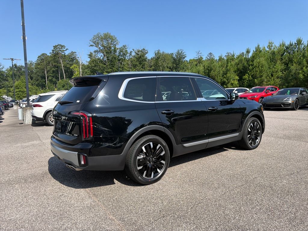 Used 2023 Ebony Black Kia SX-Prestige image 19