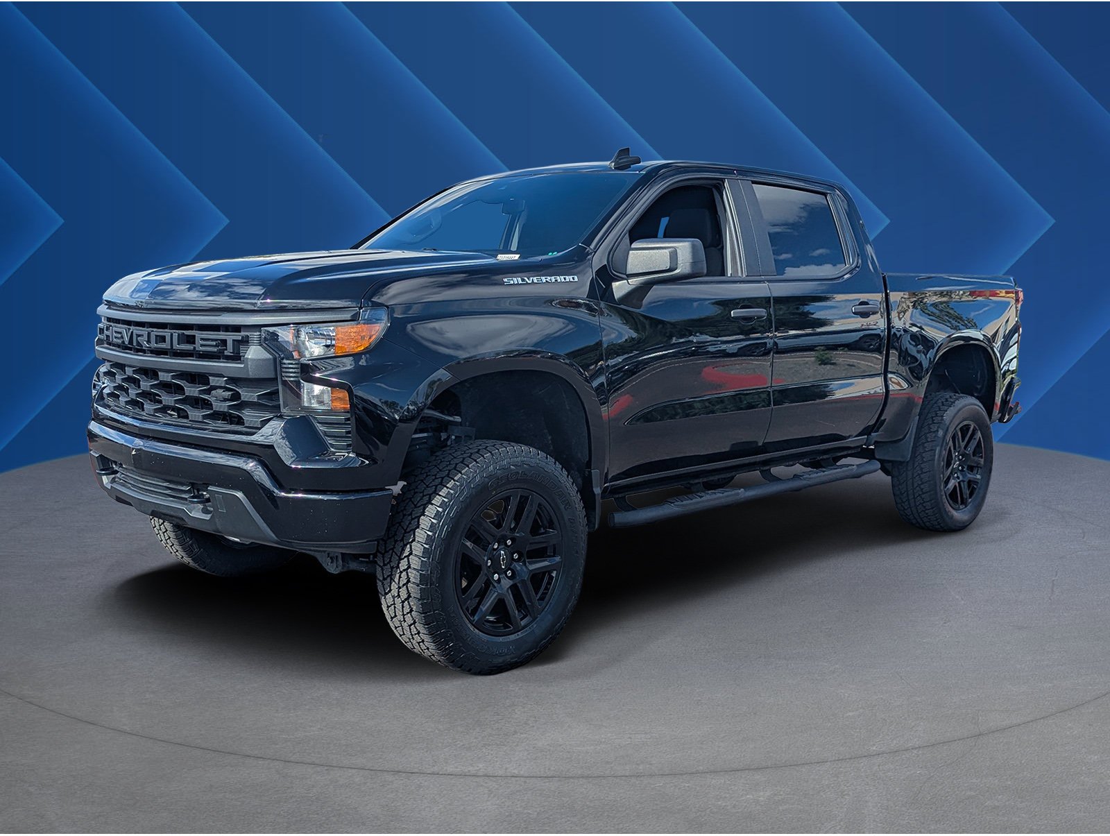Used 2024 Black Chevrolet Custom image 7