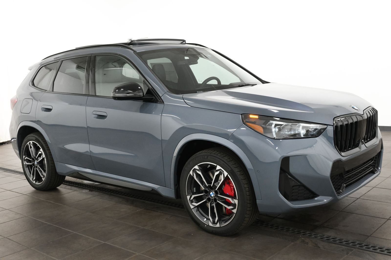 New 2027 C3n BMW xDrive28i image 7