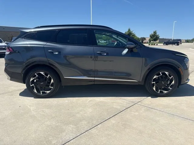 Used 2023  Kia SX-Prestige image 19