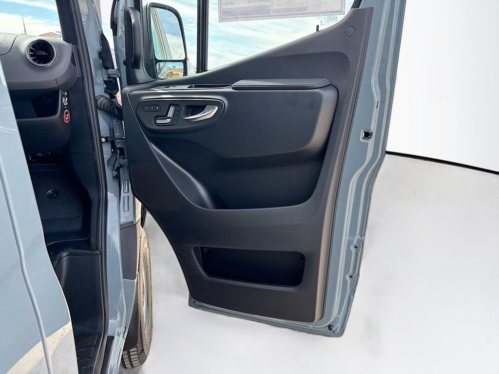 2026 Mercedes-Benz Sprinter Cargo Van Base - Photo 23