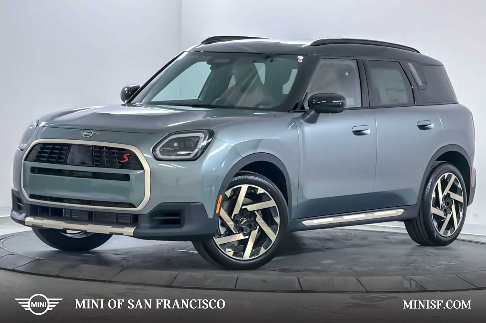 2027 MINI Countryman Iconic