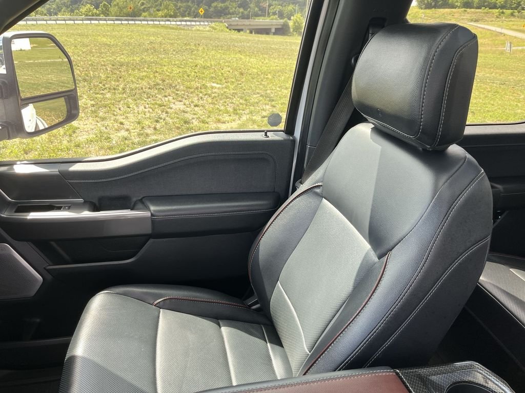 Used 2023 White Ford Lariat image 25