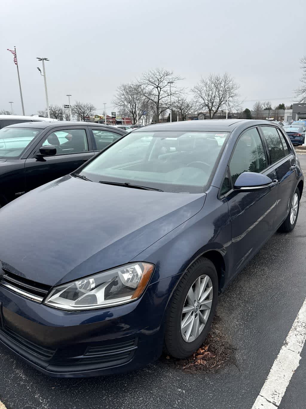 2016 Volkswagen Golf TSI S