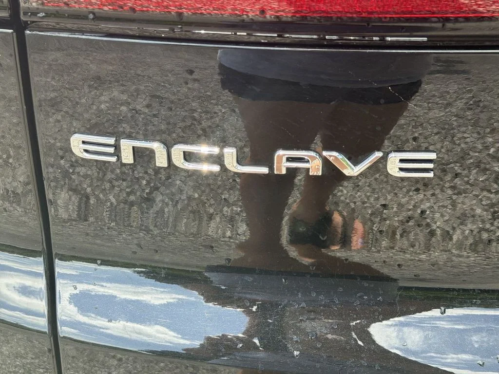 Used 2025 Black Buick Preferred image 32