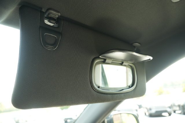 Used 2024 Black Jeep Latitude image 43