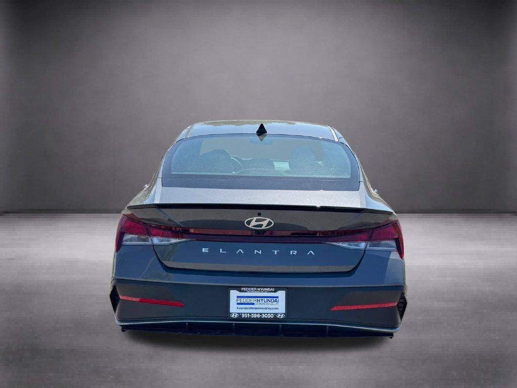 New 2026 Gray Hyundai SEL Sport Plus image 7