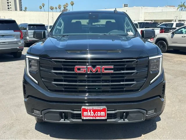 2026 GMC Sierra 1500 Elevation - Photo 2