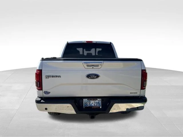 Used 2015 White Ford Lariat image 4