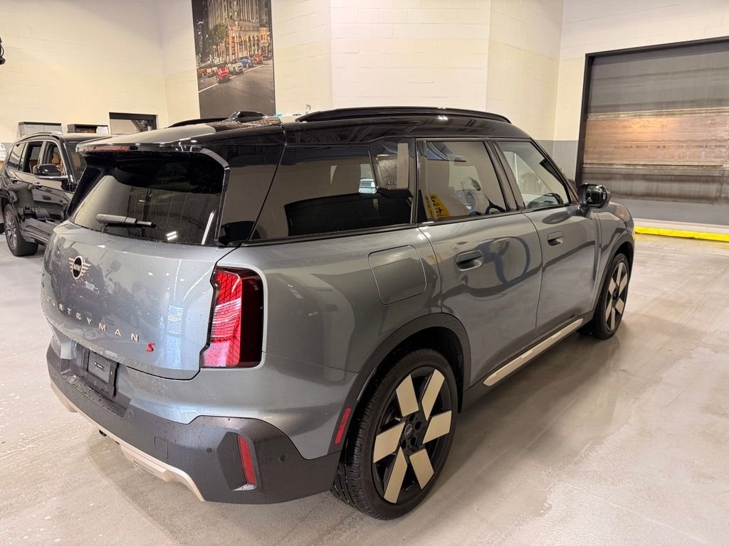 Used 2025 Smokey Green Metallic MINI  image 6