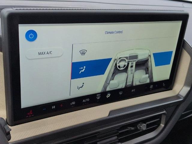 New 2026 Space White Metallic Ford Big Bend® image 21