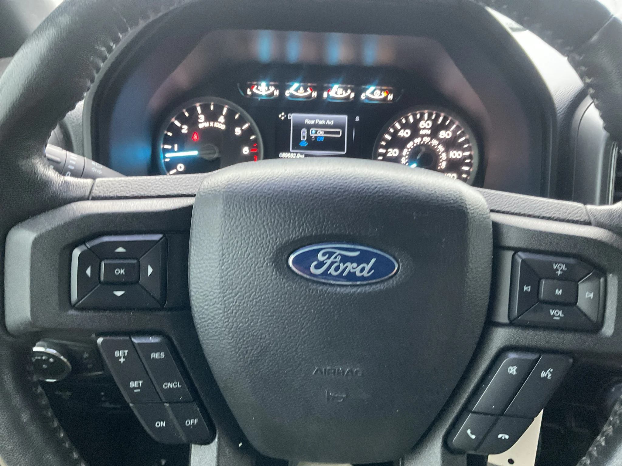 Used 2019 Agate Black Metallic Ford XLT image 23