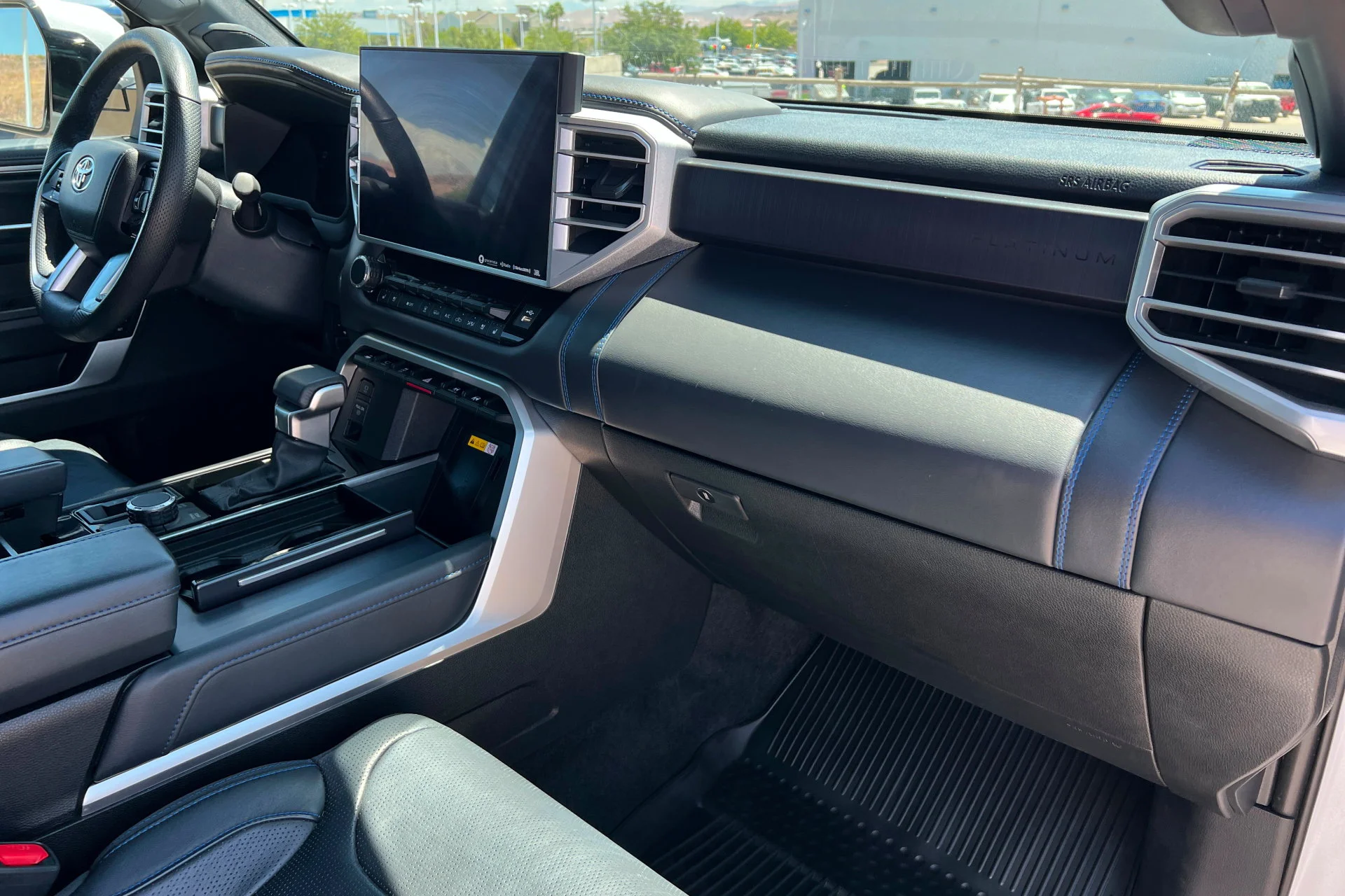 Used 2022 Wind Chill Pearl Toyota Platinum Hybrid image 23