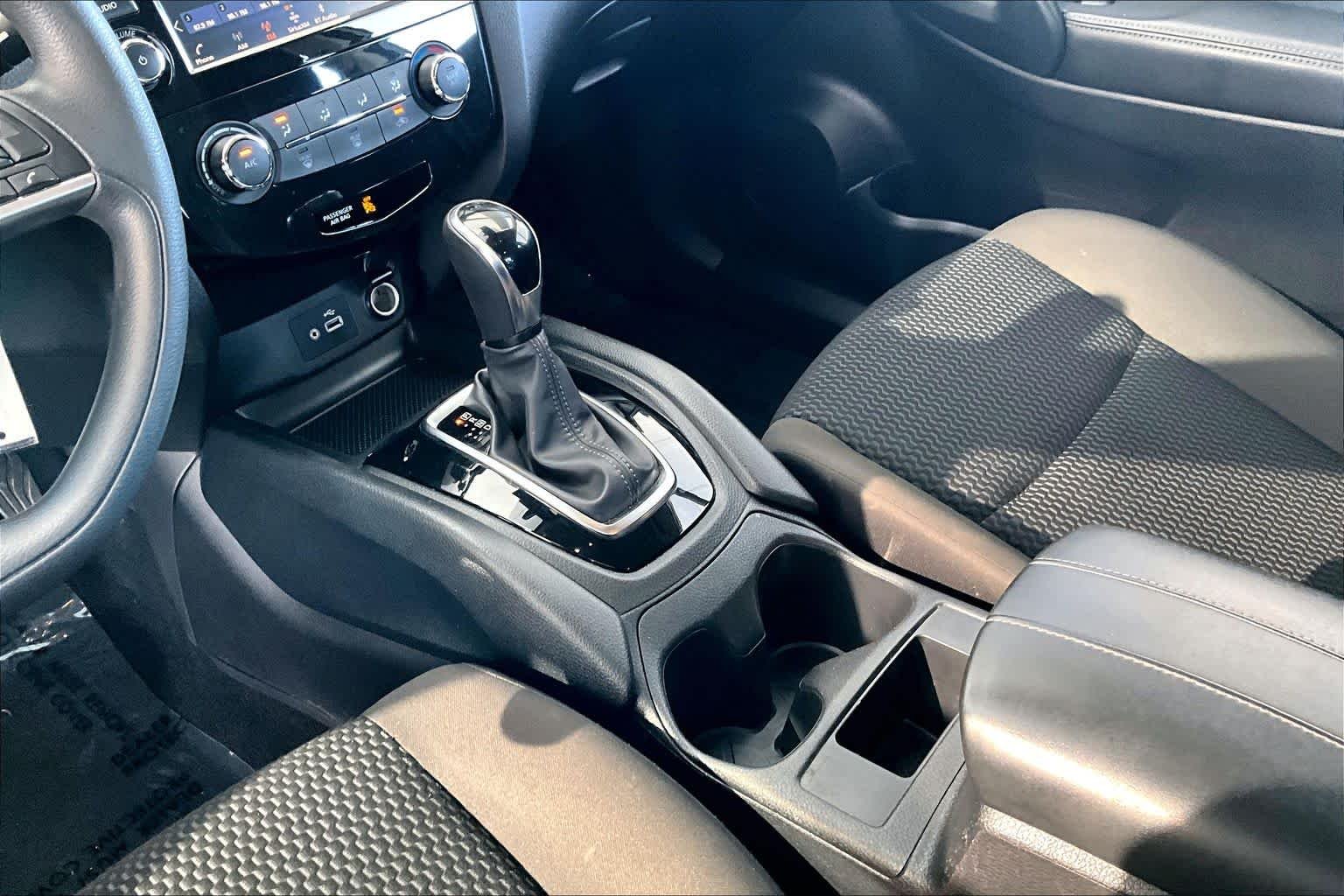 Certified Used 2022 Gun Metallic Nissan S image 16