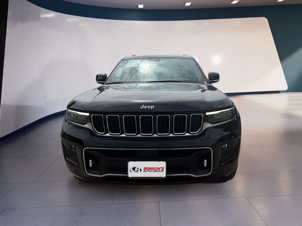 Used 2023 Black Jeep Overland image 8