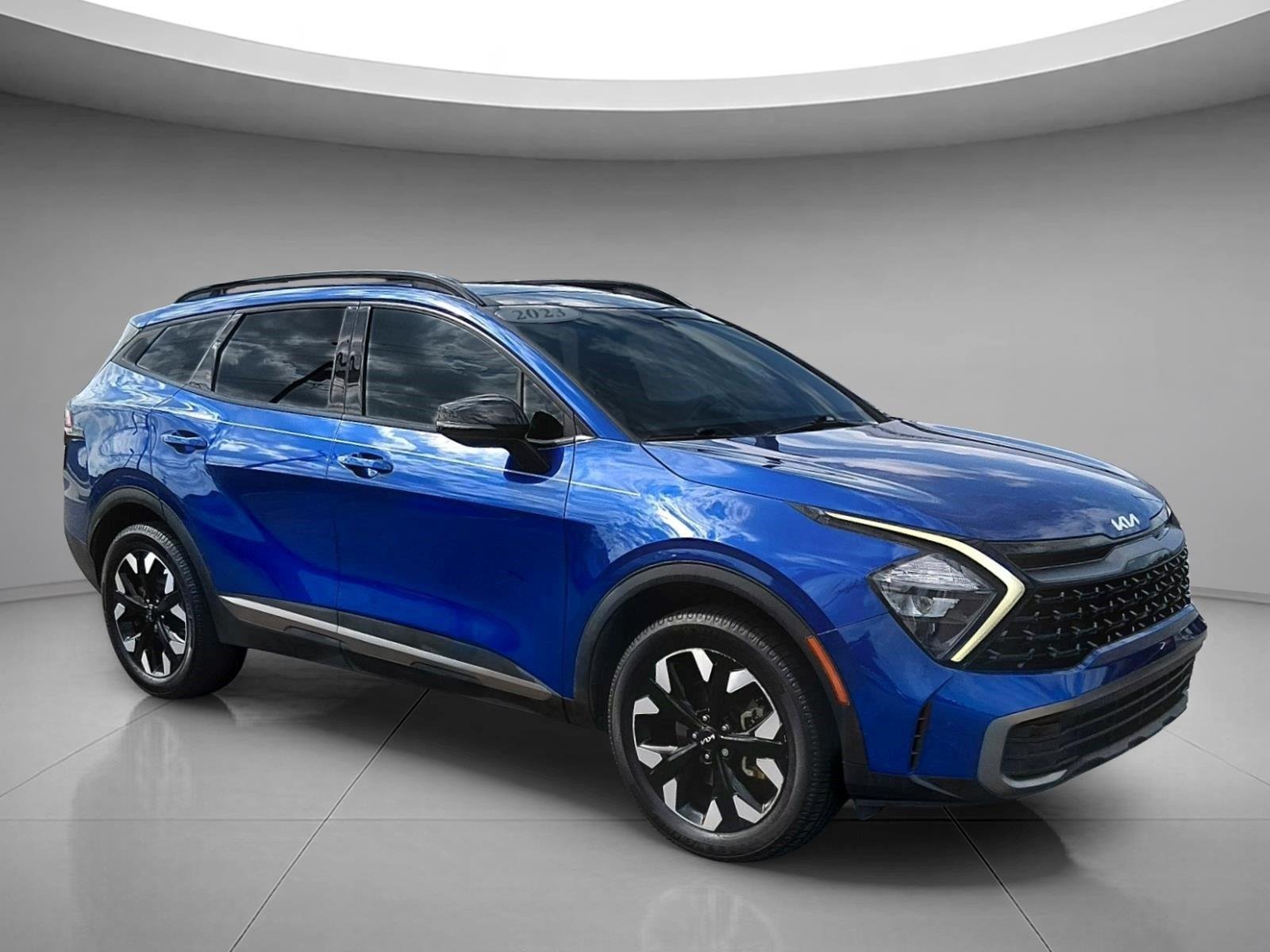Used 2023 Sapphire Blue Kia X-Line image 7