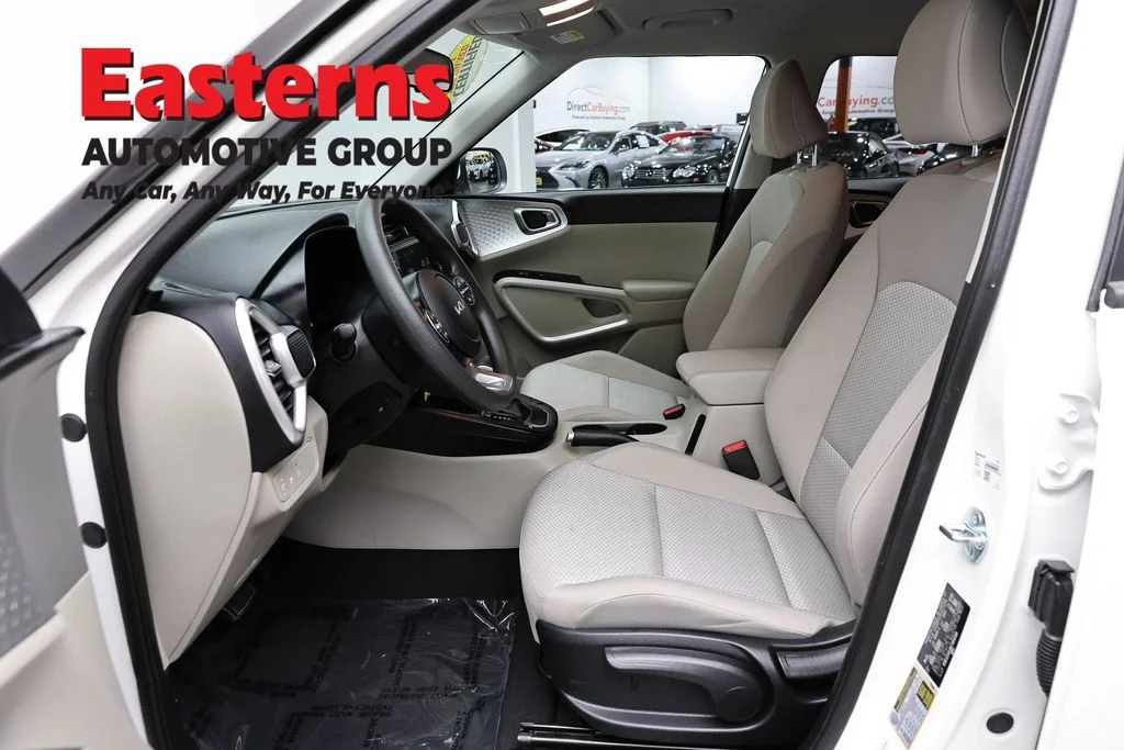 Used 2025 White Kia LX image 14
