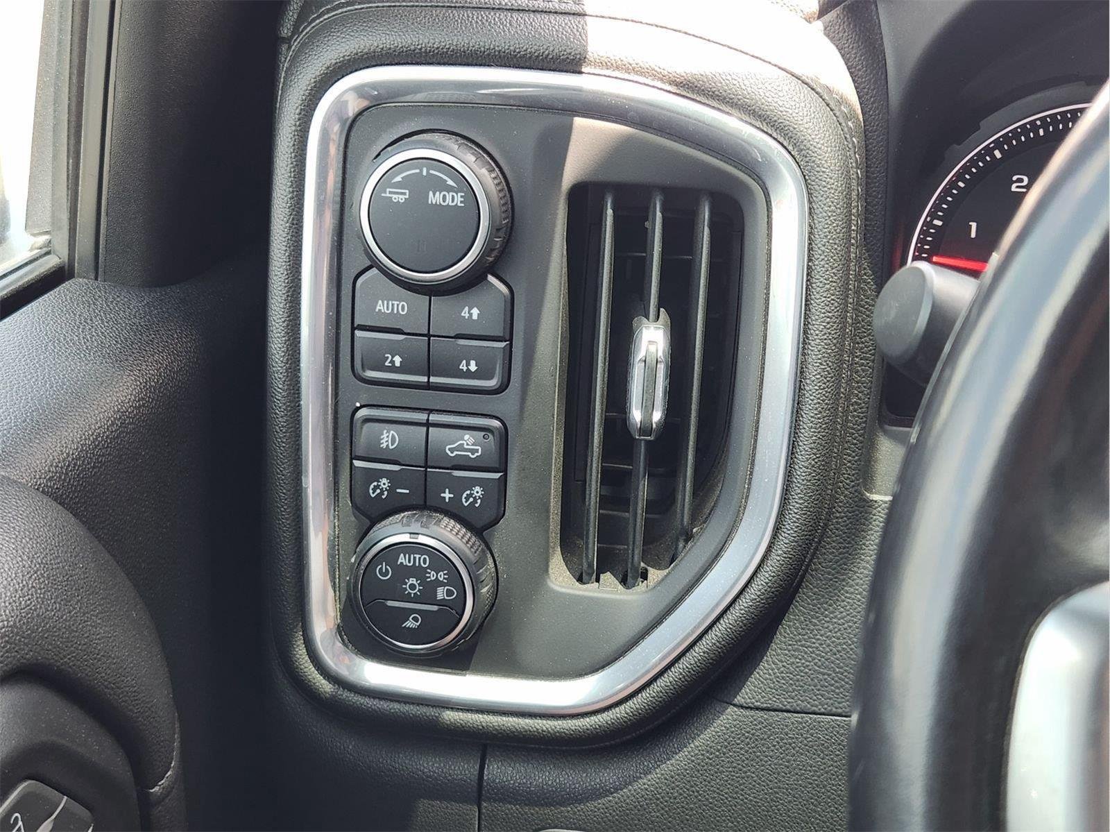 Used 2022 Summit White Chevrolet LTZ image 22