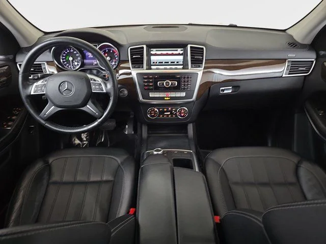 Used 2014  Mercedes-Benz GL 450 image 9
