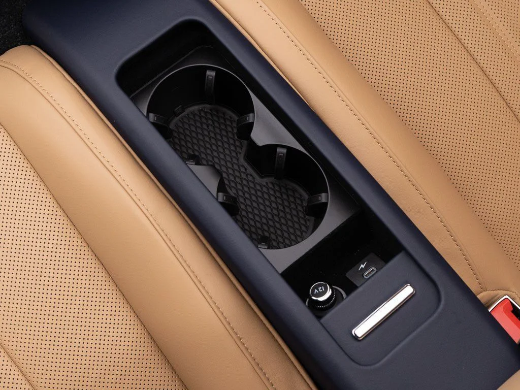 New 2026 Dark Sapphire Bentley  image 30