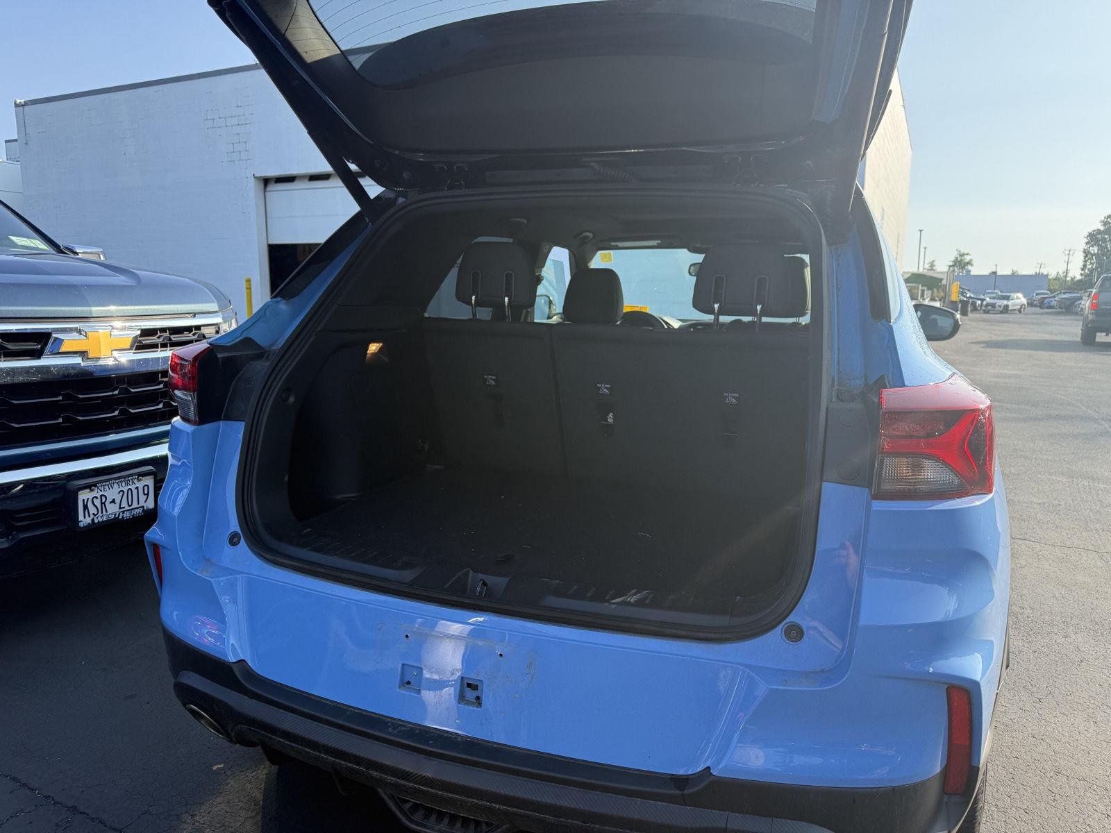 Used 2023 Fountain Blue Chevrolet RS image 8