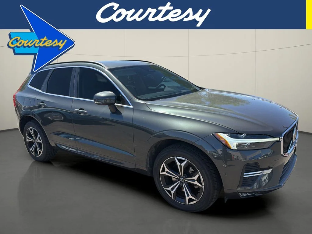 2022 Volvo XC60 B5 Momentum AWD's photo