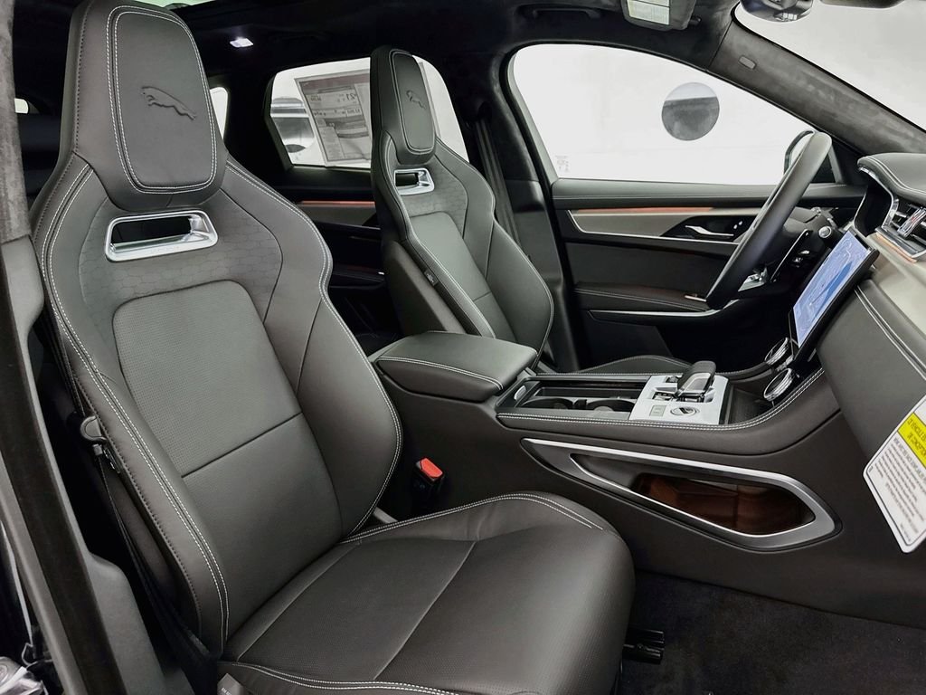 New 2026 Santorini Black Jaguar P400 R-Dynamic S image 29