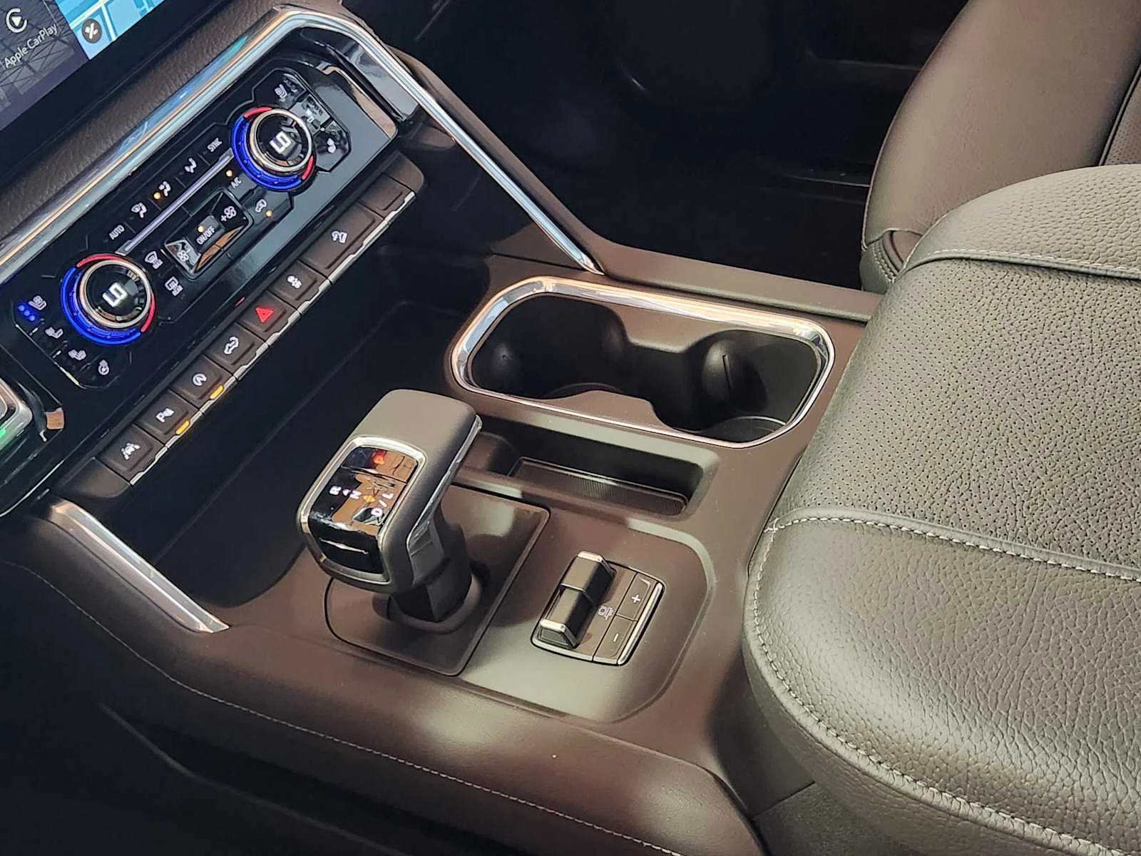 2026 GMC Sierra 1500 Denali - Photo 11