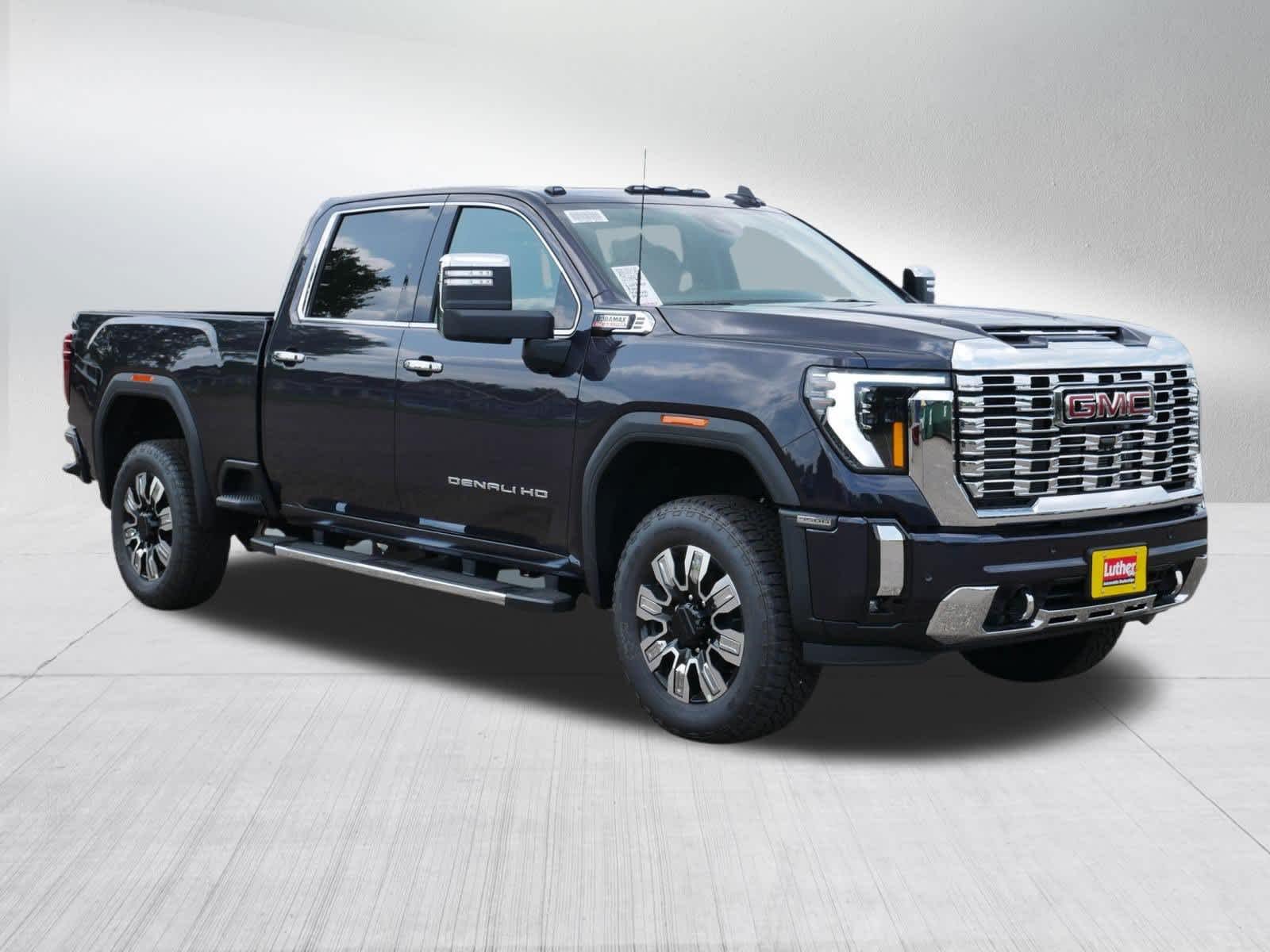 2026 GMC Sierra 3500HD Denali - Photo 7