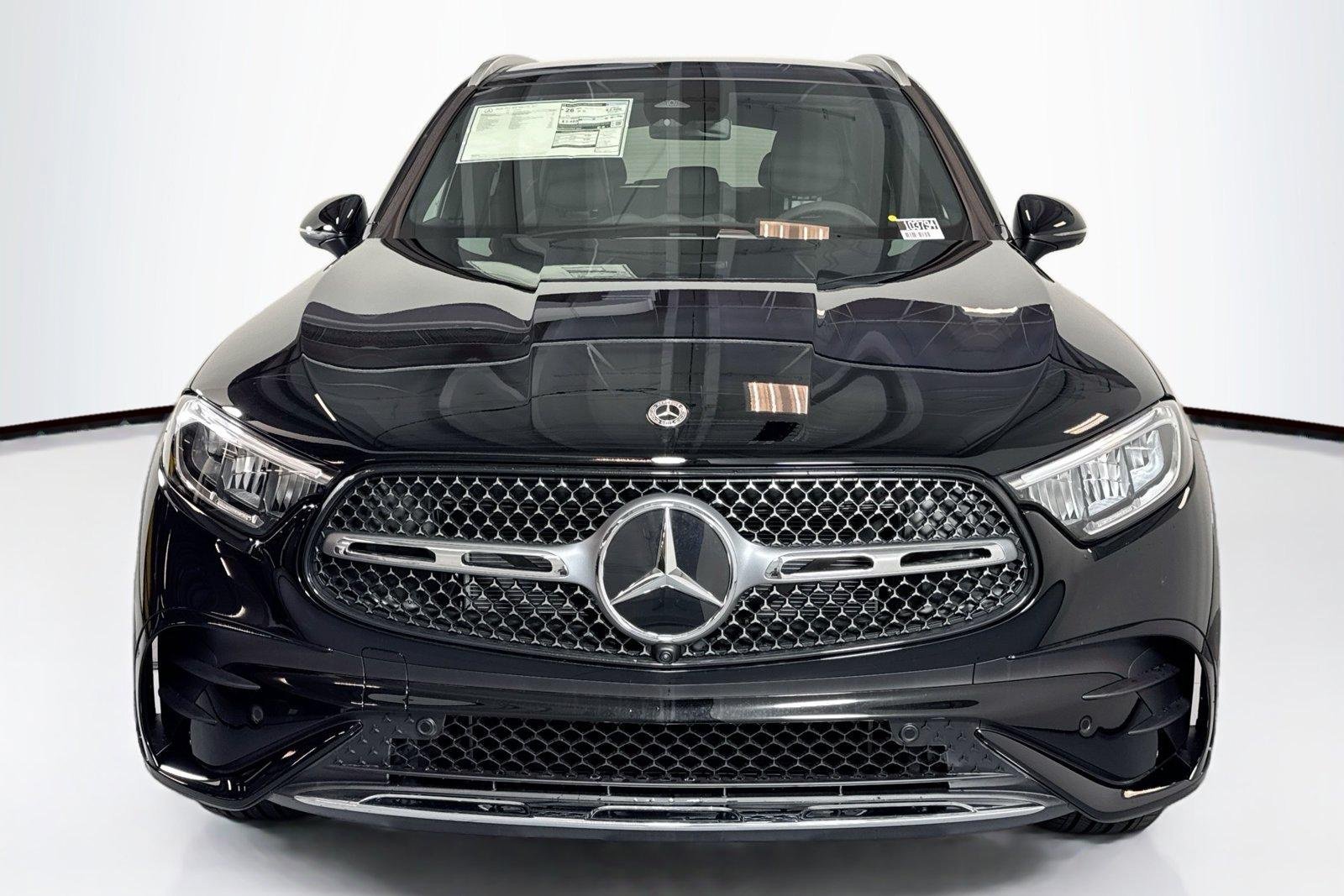 New 2026 Black Mercedes-Benz GLC 300 image 2