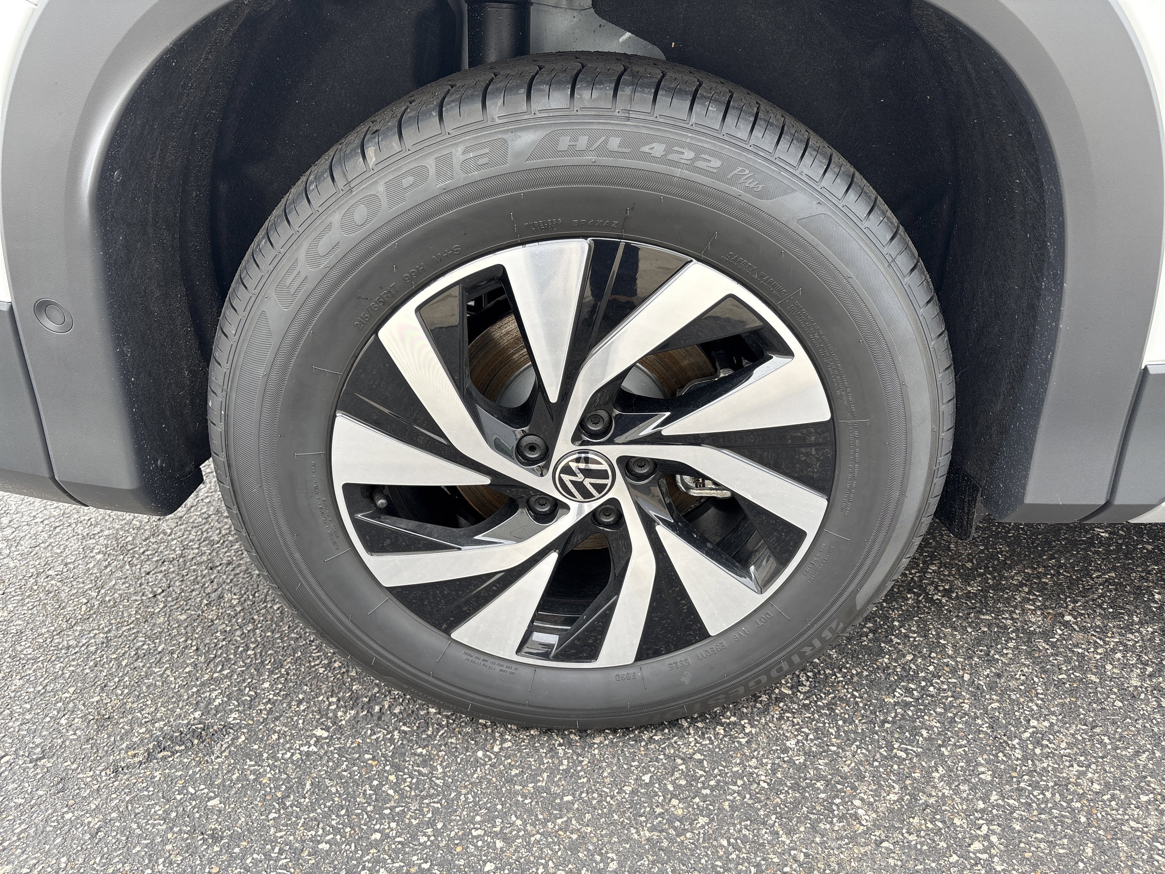 2026 Volkswagen Tiguan S - Photo 8
