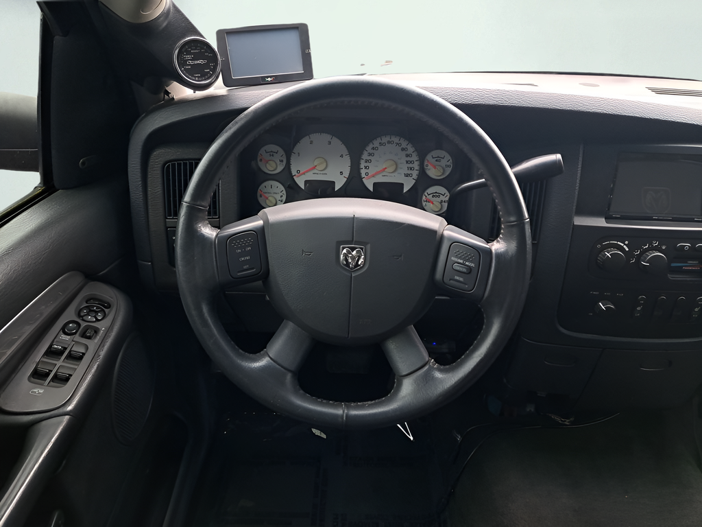 Used 2004 Blue Dodge SLT image 20