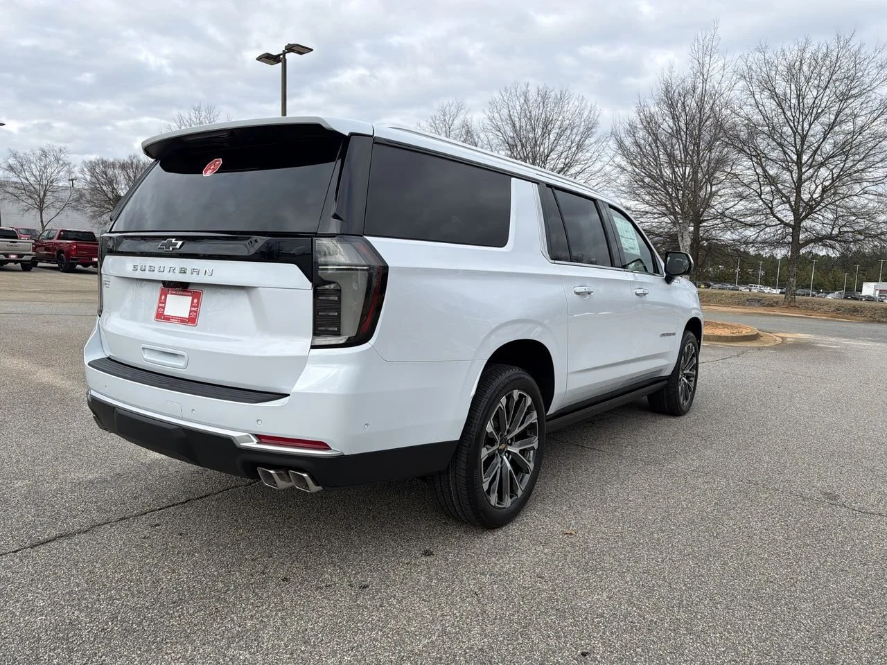 New 2026 Polar White Tricoat Chevrolet High Country image 8