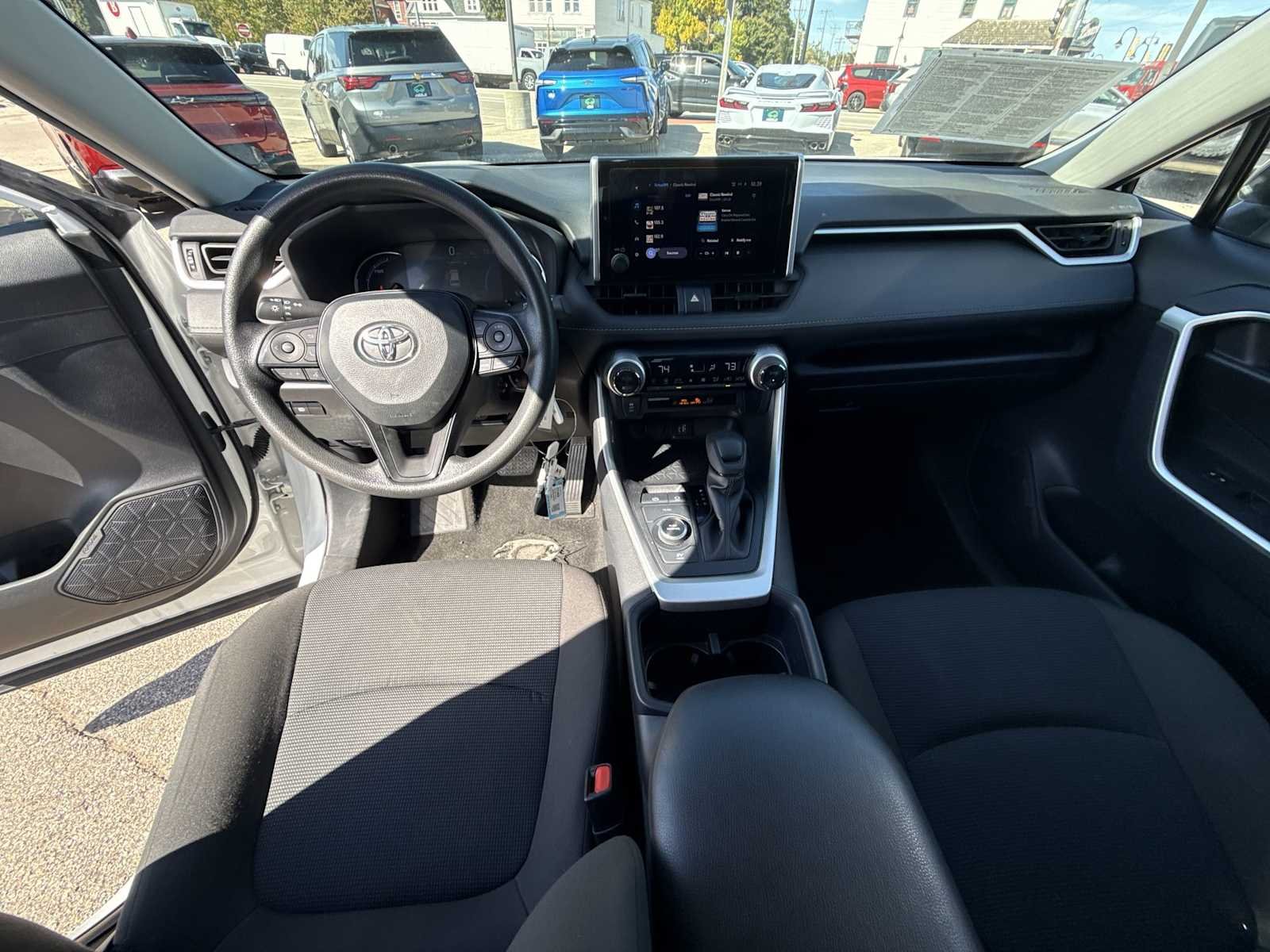 2025 Toyota RAV4 LE - Photo 18