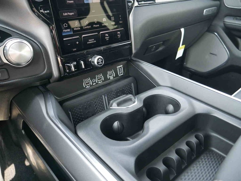 2026 RAM 1500 Laramie - Photo 41