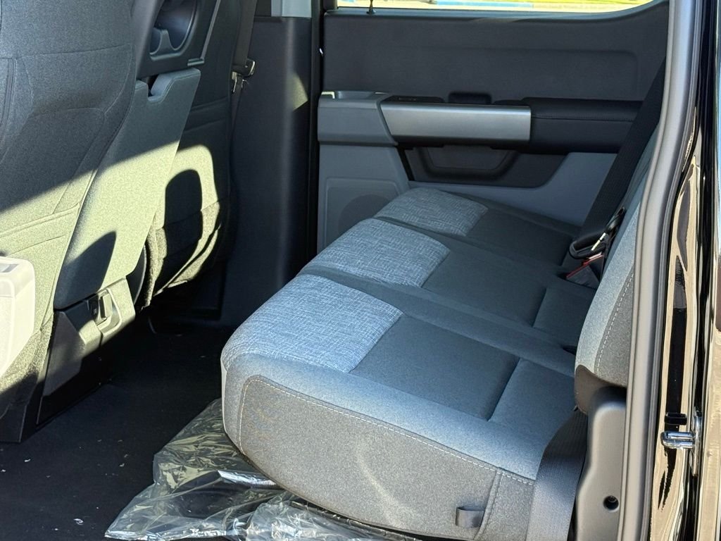 2026 Ford F-250 Super Duty XLT - Photo 7