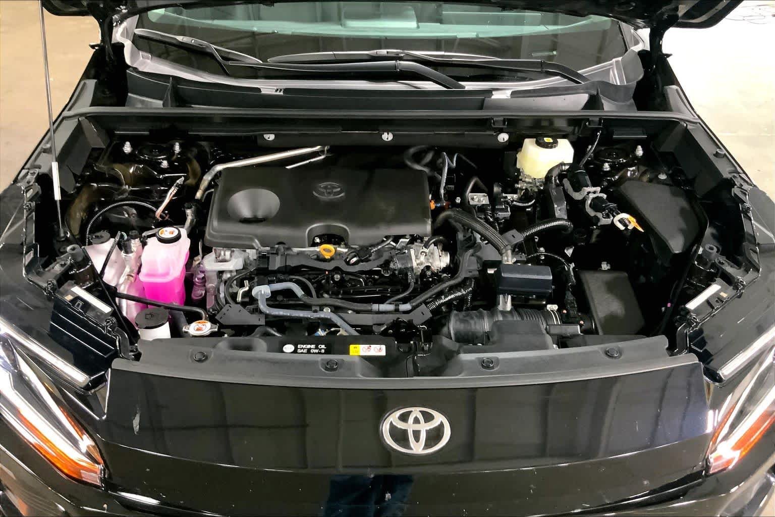 Used 2026 Midnight Black Metallic Toyota XLE Premium image 32