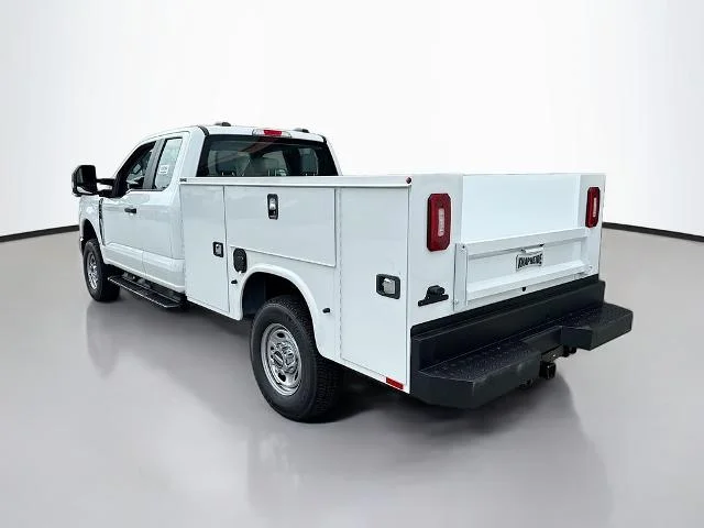 New 2026 Oxford White Ford F-250® XL image 34
