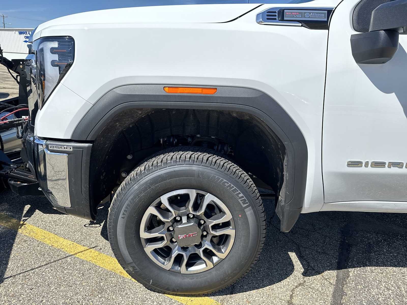 2025 GMC Sierra 2500HD SLE - Photo 10