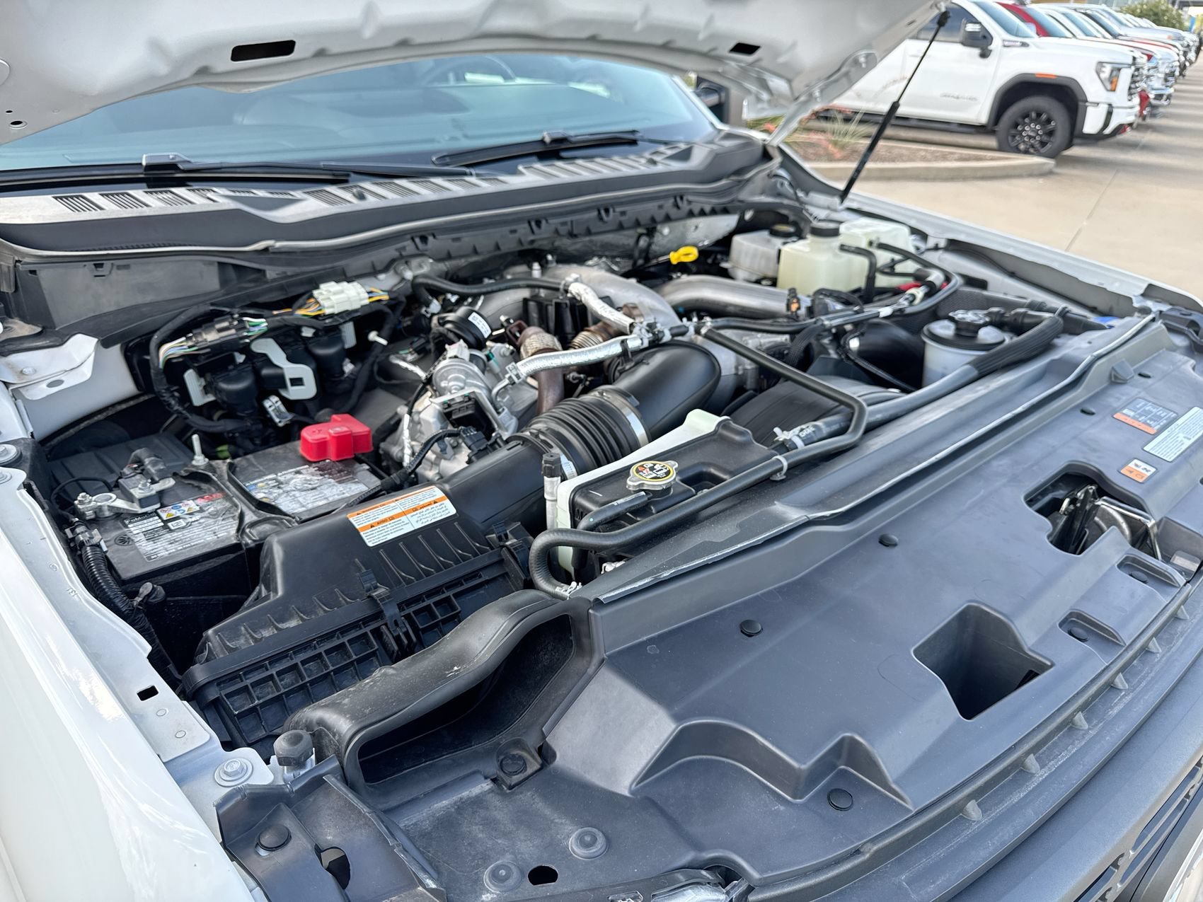 Used 2025 Oxford White Ford XL image 24