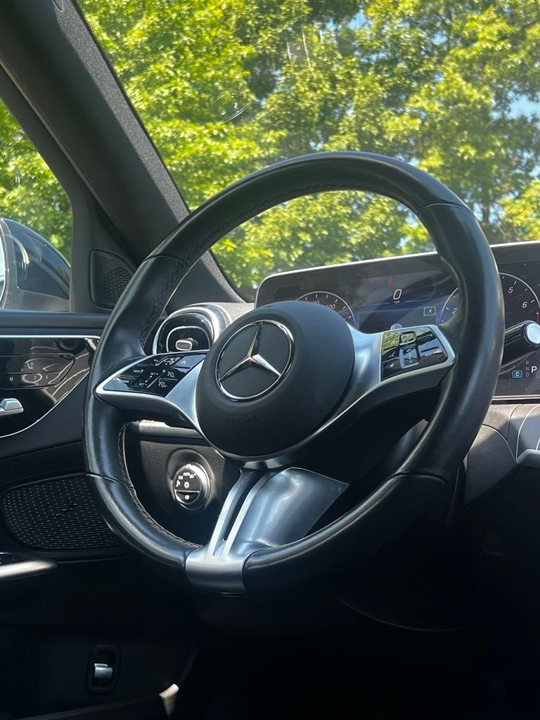 Certified Used 2022 Black Mercedes-Benz C 300 image 12