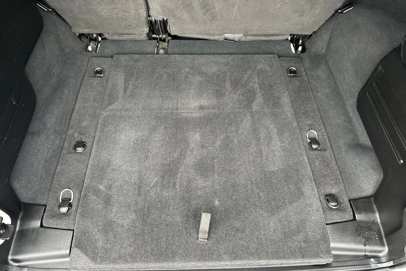 Used 2025 White Jeep Rubicon image 14