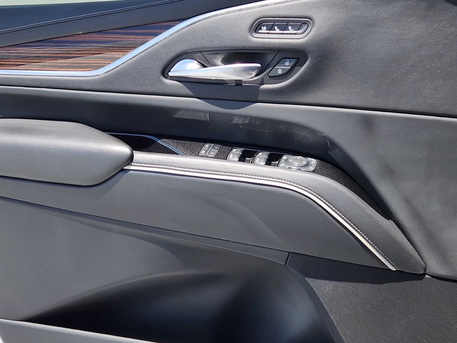 Used 2021 Sandstone Metallic Cadillac Premium Luxury image 22
